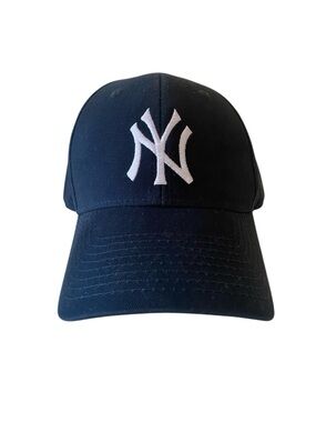 New York Yankees Fan Favorite Genuine Merch Unisex Baseball Hat NWT